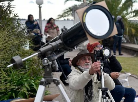 Los mitos y las leyendas sobre los eclipses de sol son  aclarados por experto chileno