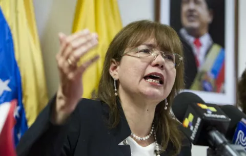 Ecuador expulsa a embajadora venezolana por declaraciones ofensivas