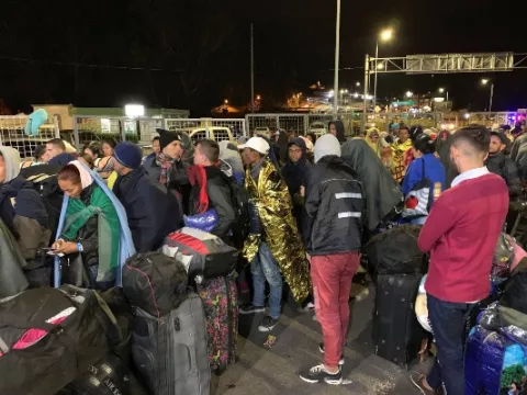 Migrantes venezolanos ingresan  a Ecuador antes de la entrada en vigencia del requisito de visa