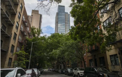 Rascacielos le quitan el encanto al barrio
