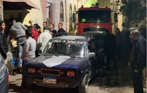 Dos policías muertos y tres heridos en una explosión suicida en El Cairo, Egipto