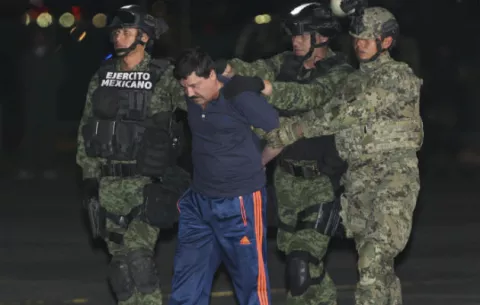 Condena a Joaquín 'El Chapo' Guzmán a cadena perpetua más 30 años de prisión 
