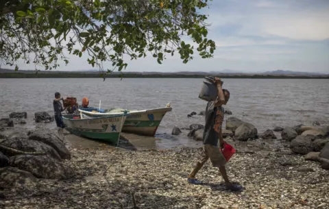 En el Salvador chocan los intereses de EE.UU. y el dinero chino