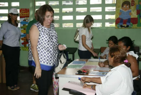 Panamá Decide: Abren mesas de votación a  nivel nacional