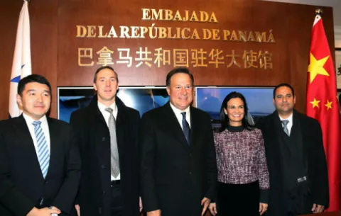 Entregar Amador a China fue una propuesta de Juan Carlos Varela
