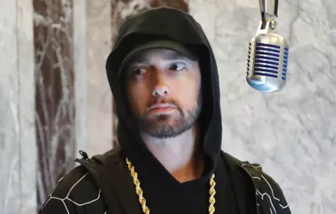 Eminem celebra sus 11 años de sobriedad