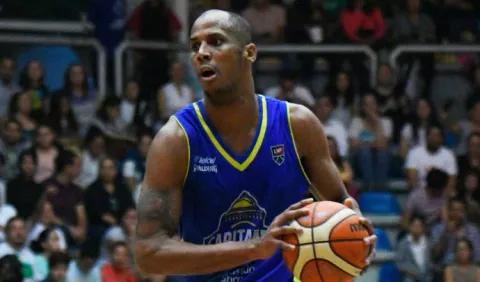 Panameño Ernesto Oglivie con buen trabajo la derrota de Capitanes