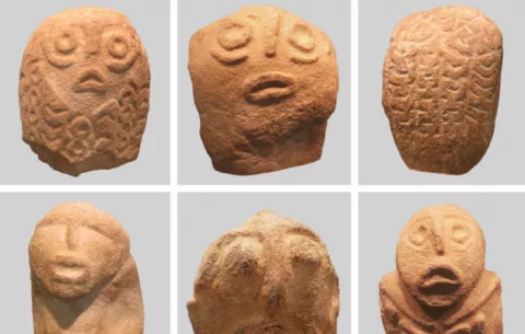 Piedras con rostros humanos muestran un punto crítico de la evolución
