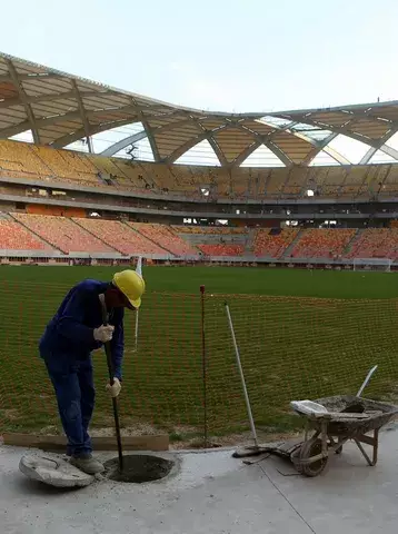 Valcke visita Brasil para inspeccionar estadios  