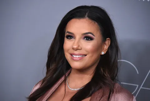 Eva Longoria celebró el primer cumpleaños de su hijo con una tierna foto