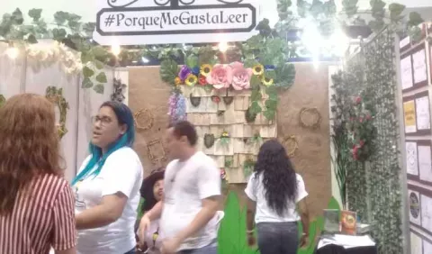 ¡Todos son bienvenidos a la Feria Internacional del Libro!