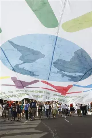 El Foro Social Mundial expresa su solidaridad con Haití y pide la retirada de las tropas