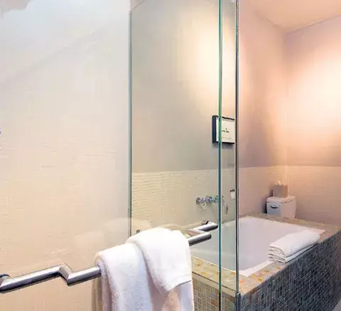 Baños: espacios pequeños, grandes soluciones decorativas 