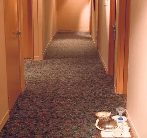 Decore sus pasillos con elegancia y  mucho estilo 
