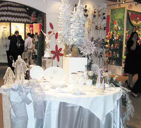 Lindos accesorios para vestir su mesa en Navidad 