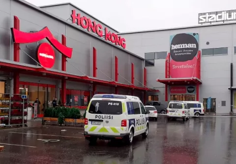 Ataque en una escuela profesional en Finlandia deja un muerto y diez heridos 