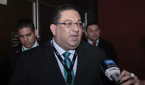 Evidencia viciada no vincula a Ricardo Martinelli con pinchazos telefónicos