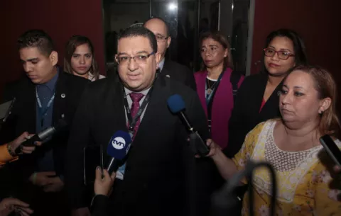 Fiscalía en juicio a Ricardo Martinelli se queda sin testigos