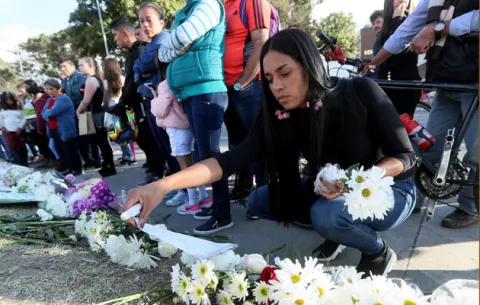 Colombia pide a  Cuba que arreste a 10 líderes del ELN por el atentado en Bogotá