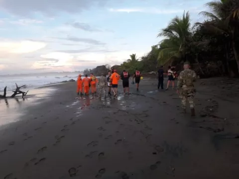 Sigue la búsqueda del joven desaparecido en playa La Garita de Pedasí