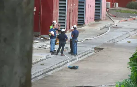 Explosión en planta termoeléctrica deja tres heridos
