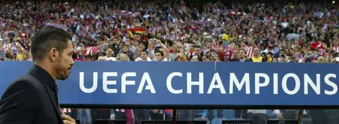 Homenaje de la afición atlética a jugadores y Simeone tras la clasificación
