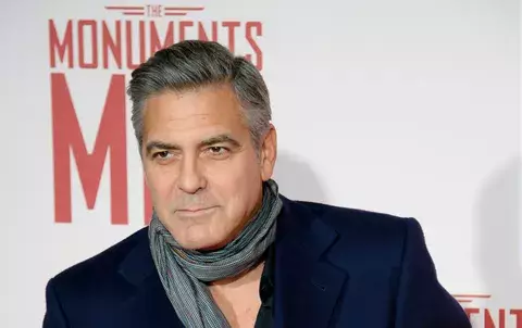 Clooney culpa al whisky por  ataque del Alcalde