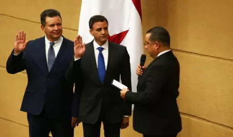 Siguen críticas sobre elección de Gerardo Solís como contralor