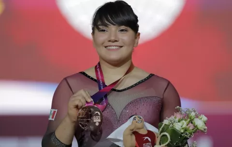Gimnasta  silencia a los que la llamaron gorda
