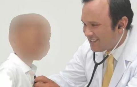 Grimaldo Córdoba pagará $6 mil para no ir a la cárcel por ejercer como falso médico
