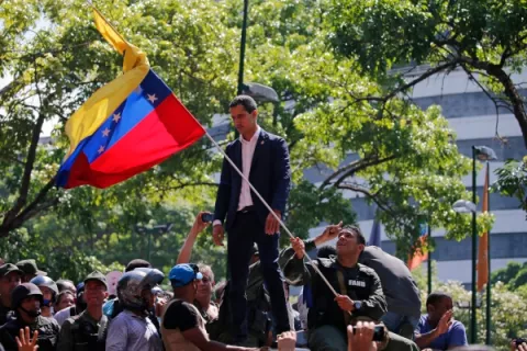 Crisis en Venezuela: Juan Guaidó y Leopoldo López encabezan la "Operación Libertad"