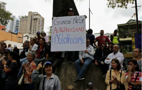 Guaidó dice que encarcelarle sería "uno de los últimos errores" de Maduro