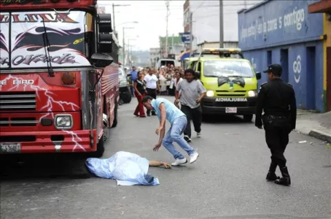 Más de 70 personas han muerto en Guatemala por la violencia e inseguridad  en el transporte