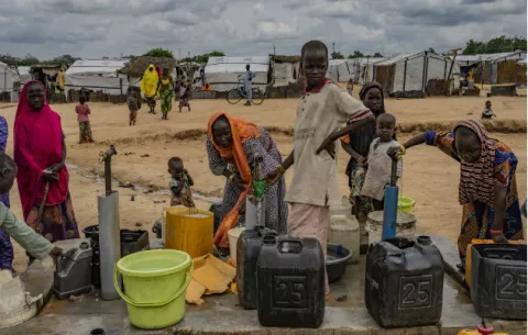 Extremistas destruyen Nigeria