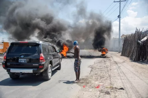 La capital haitiana sigue paralizada