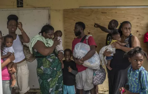 Los haitianos viven un futuro incierto en las Bahamas