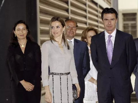 Expresa su admiración por la "magia" de la moda
