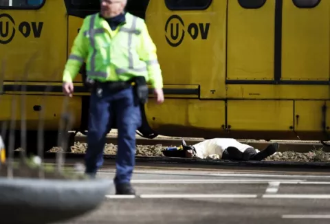 Reportan tres muertos y 9 heridos en el tiroteo de la ciudad holandesa de Utrecht