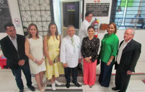 Advierten a candidatos presidenciales de posible colapso del Hospital del Niño