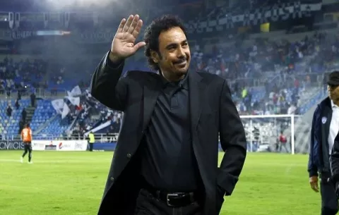 Hugo Sánchez insiste en que está listo dirigir al Real Madrid