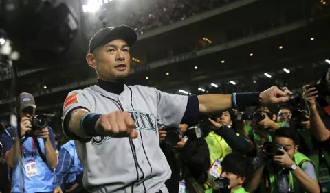 Ichiro Suzuki anuncia su retiro del béisbol de las Grandes Ligas