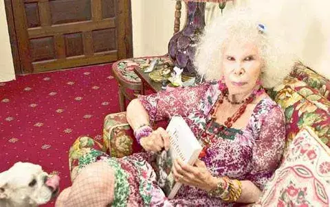 El libro de Cayetana  