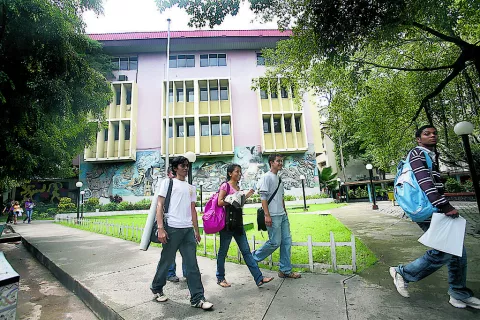 Atributos del país que atraen a estudiantes extranjeros 