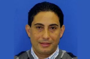 Dominicano en NYC admite que fingía ser embajador