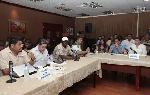 Trabajadores del Canal empiezan a ceder, bajan su propuesta