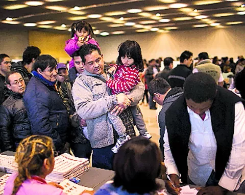 Centenares de ecuatorianos no pudieron votar en Madrid 