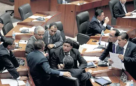 Aprueban modificaciones del Código Penal en tercer debate