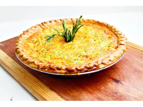 Quiche de pimientos, queso y jamón 