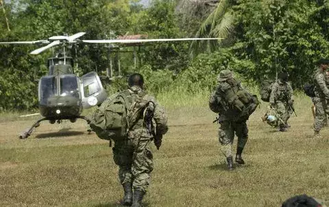 Senafront captura segundo paramilitar colombiano en nuevo enfrentamiento con las FARC