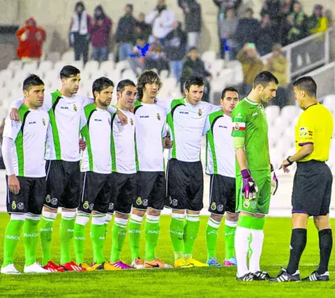La prensa española respalda la actuación del Racing de Santander 